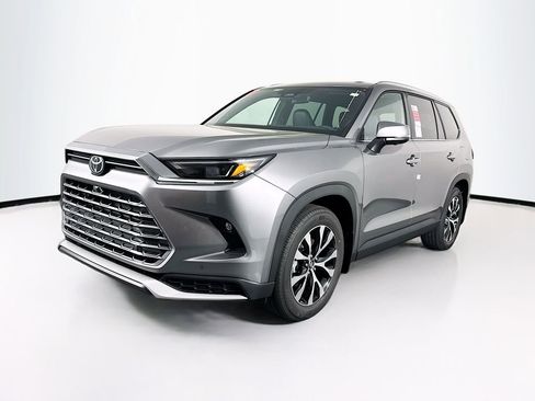 New 2026 Toyota Grand Highlander AWD Hybrid image 3