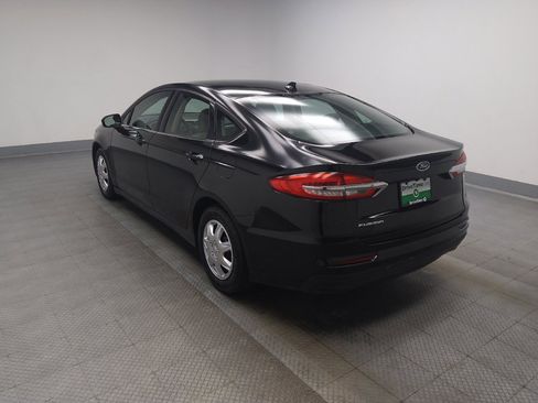 Used 2020 Ford Fusion S FWD image 3