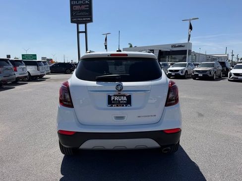 Used 2022 Buick Encore Preferred w/ Safety Package FWD image 6