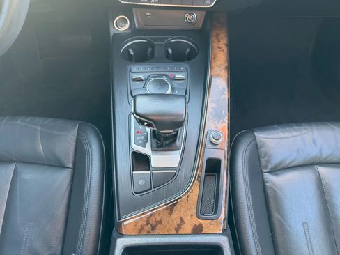 Used 2019 Audi A4 2.0T Premium w/ Convenience Package image 15