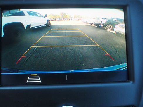 Used 2020 Chevrolet Equinox LT image 15