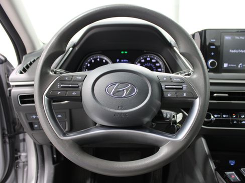 Used 2023 Hyundai Sonata SE FWD image 8