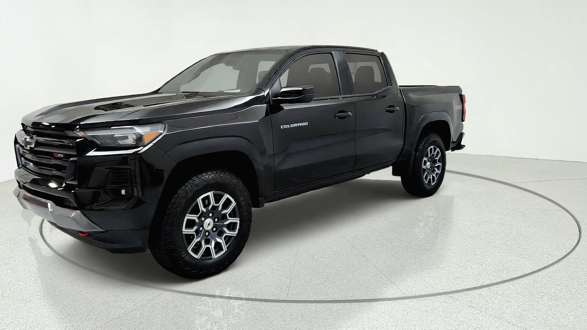 New 2026 Chevrolet Colorado Z71 w/ Z71 Convenience Package 2 AWD/4WD image 1
