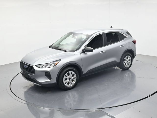 Certified 2024 Ford Escape Active AWD/4WD image 44