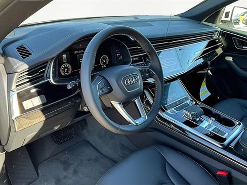 New 2026 Audi Q8 Premium image 6
