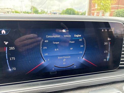 Used 2024 Mercedes-Benz GLE 450 4MATIC image 32