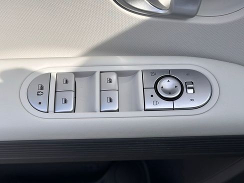 Certified 2023 Hyundai Ioniq 5 SE image 21