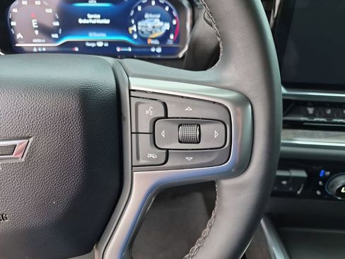 Used 2024 Chevrolet Silverado 2500 LTZ w/ LTZ Plus Package image 35