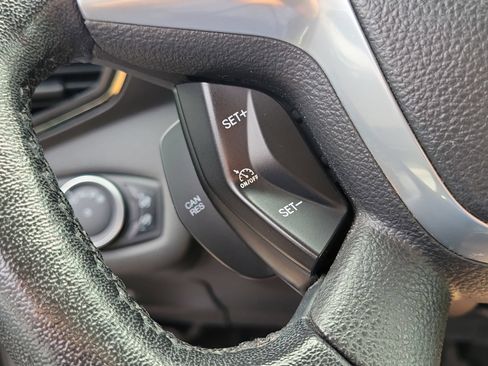 Used 2015 Ford Escape Titanium w/ Equipment Group 301A AWD/4WD image 15