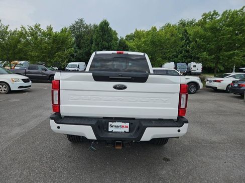 Used 2022 Ford F250 Lariat w/ Black Appearance Package AWD/4WD image 6