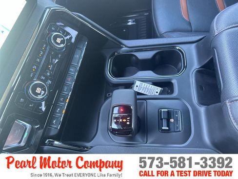 Certified 2023 GMC Sierra 1500 AT4 w/ Technology Package image 20