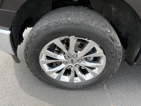 Used 2021 Ford F150 Lariat image 5