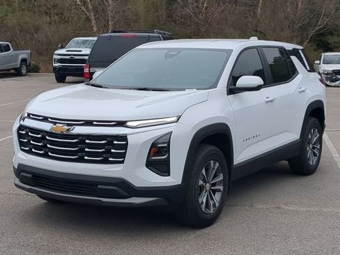 New 2026 Chevrolet Equinox LT w/ LPO, Floor Liner Package image 12