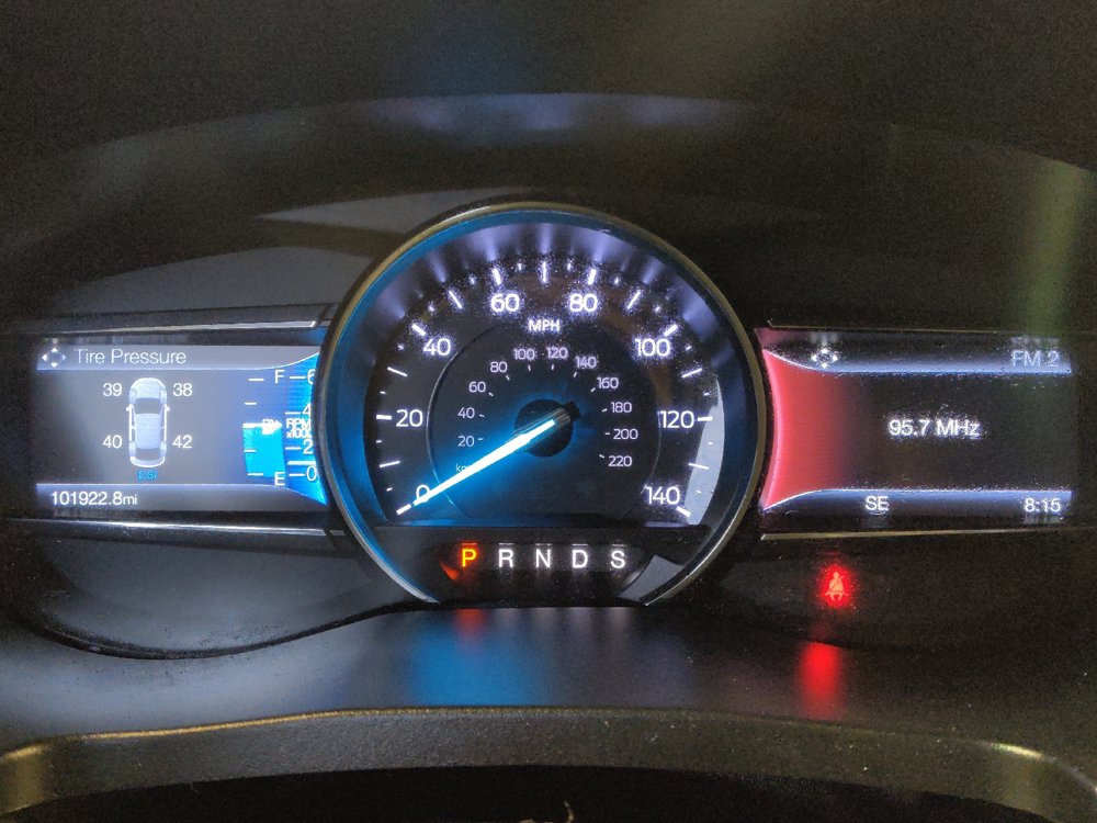 Used 2018 Ford Explorer XLT w/ Equipment Group 202A FWD image 23