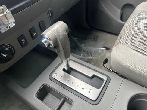 Used 2012 Nissan Frontier SV w/ SV Premium Utility Pkg image 26