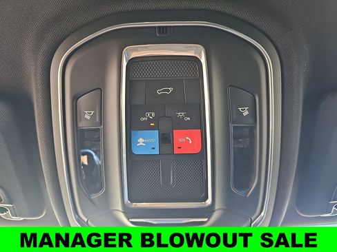 New 2025 Jeep Grand Cherokee Altitude AWD/4WD image 31
