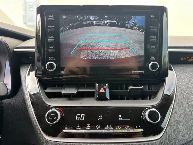 Used 2022 Toyota Corolla LE FWD image 18