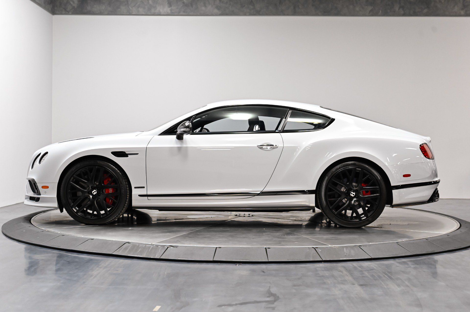 Used 2017 Bentley Continental GT Supersports AWD/4WD image 22