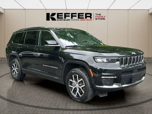 Certified 2024 Jeep Grand Cherokee L Limited w/ Luxury Tech Group II AWD/4WD image 8