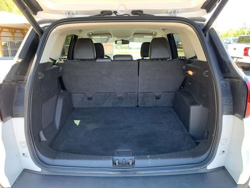 Used 2019 Ford Escape Titanium AWD/4WD image 18