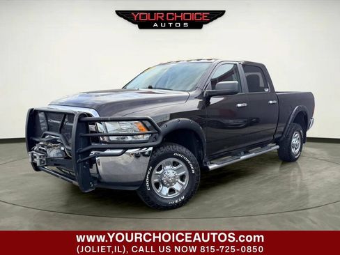 Used 2017 RAM 2500 SLT AWD/4WD image 1