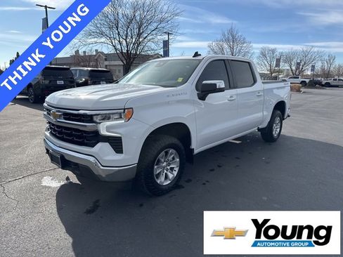Used 2024 Chevrolet Silverado 1500 LT w/ Leather Package image 3