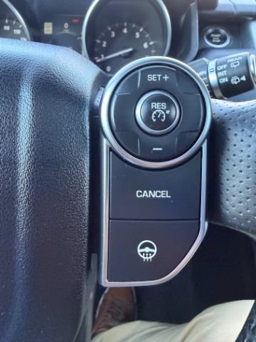 Used 2017 Land Rover Range Rover Sport HSE AWD/4WD image 22