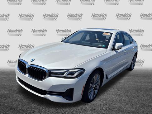 Certified 2023 BMW 530i xDrive w/ Premium Package AWD/4WD image 9