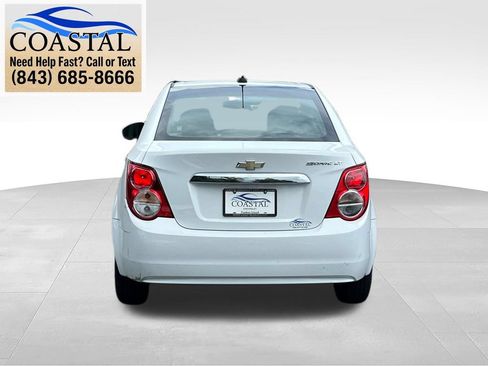 Used 2016 Chevrolet Sonic LT FWD image 11