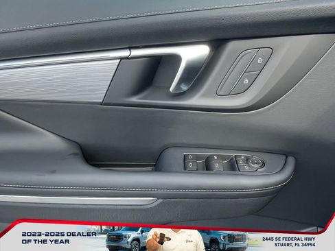 New 2026 Buick Enclave Preferred image 24