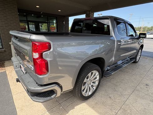 Used 2020 Chevrolet Silverado 1500 High Country AWD/4WD image 6