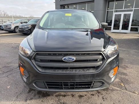 Used 2019 Ford Escape S image 11