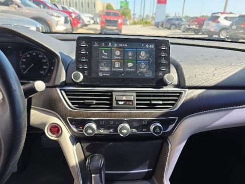 Used 2018 Honda Accord EX-L image 19