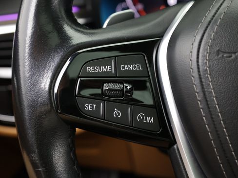 Used 2021 BMW 540i w/ Premium Package RWD image 27