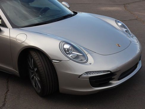 Used 2013 Porsche 911 Carrera 4 AWD/4WD image 10