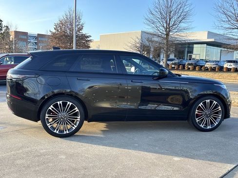 Used 2024 Land Rover Range Rover Velar Dynamic SE image 2