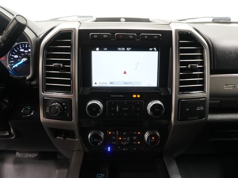Used 2019 Ford F250 Platinum w/ Platinum Ultimate Package AWD/4WD image 25
