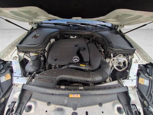 Used 2022 Mercedes-Benz GLC 300 image 20