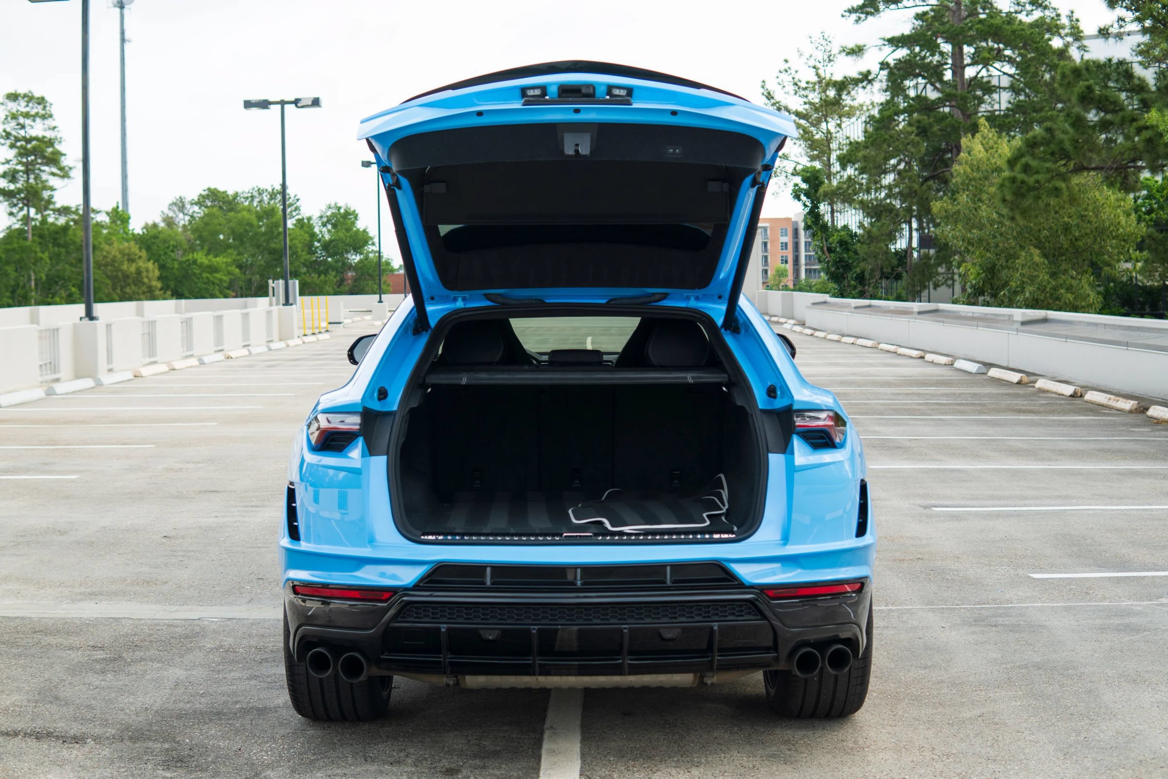 Used 2024 Lamborghini Urus S AWD/4WD image 22