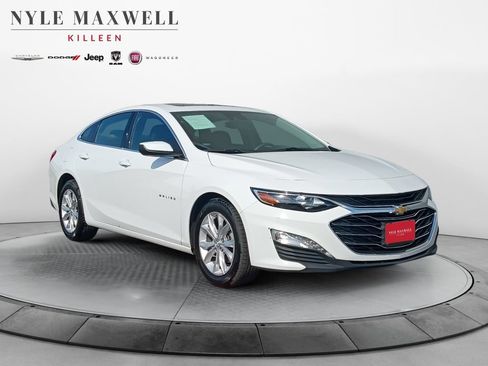 Used 2024 Chevrolet Malibu LT FWD image 2