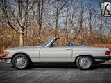 Used 1988 Mercedes-Benz 560 SL image 3