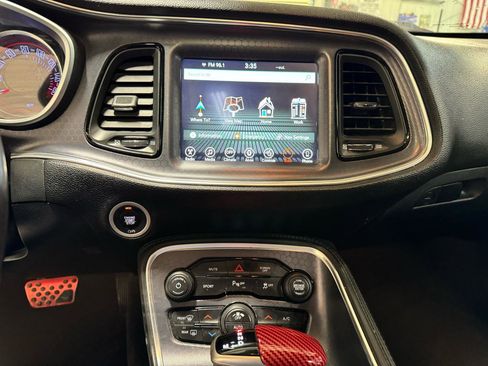 Used 2017 Dodge Challenger R/T Plus image 18