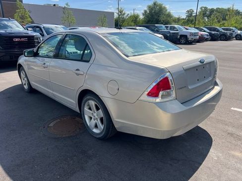 Used 2009 Ford Fusion SE FWD image 7
