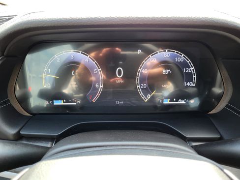 New 2025 Jeep Grand Cherokee L Limited w/ Black Appearance Package image 18