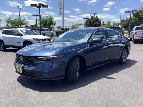 Used 2023 Honda Accord EX image 5