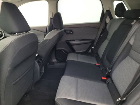 Used 2021 Nissan Rogue S FWD image 18