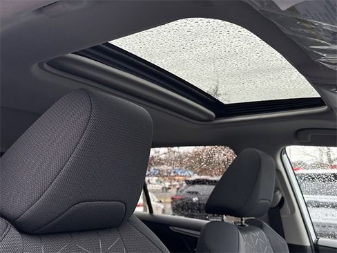 New 2025 Toyota RAV4 XLE image 8