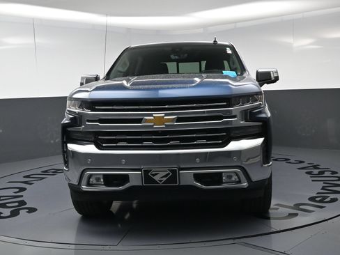 Used 2020 Chevrolet Silverado 1500 LTZ w/ LTZ Plus Package AWD/4WD image 5