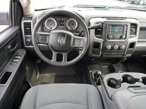 Used 2016 RAM 3500 Tradesman w/ Popular Equipment Group image 21