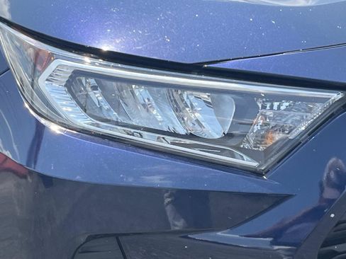Used 2020 Toyota RAV4 XLE w/ Convenience Package AWD/4WD image 40